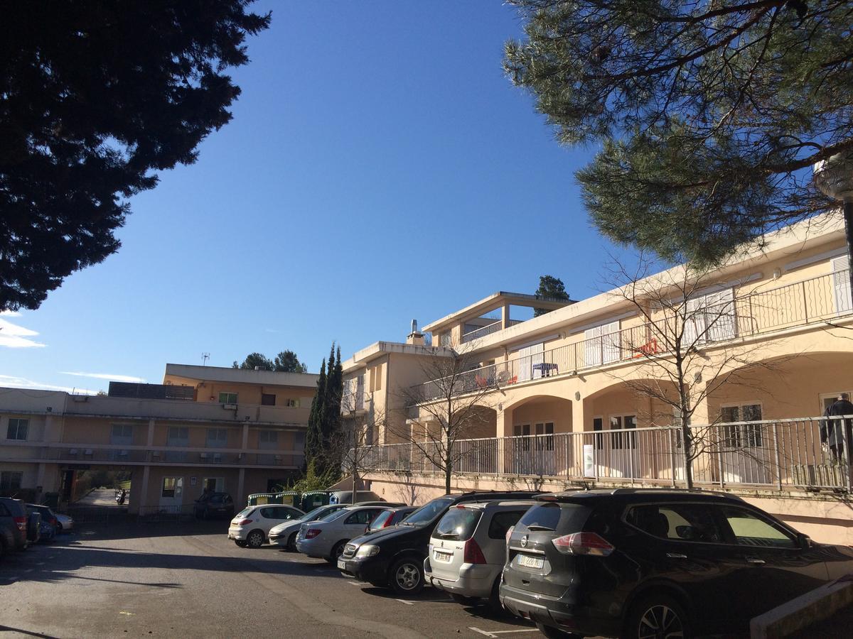 Auberge De Jeunesse Jas De Bouffanエクス＝アン＝プロヴァンス エクステリア 写真